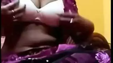 Desi Beautiful Girl Showing Her Boob on Imo video call-3