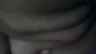 Desi woman allows her sex partner to touch her XXX body in sleep