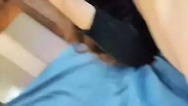 Married Desi woman makes XXX video of herself giving a blowjob close-up