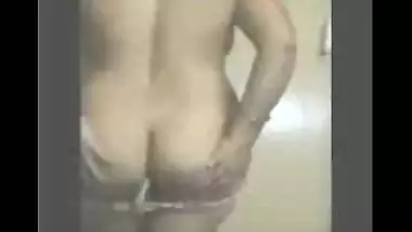 Fsiblog – Hot sexy bhabi first time expose her juicy body infront of cam