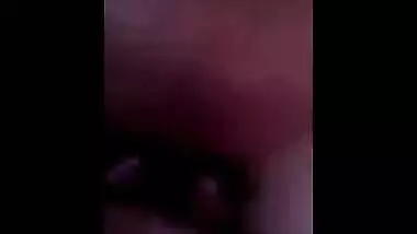 Big boobed Desi college XXX girlfriend inserts her boyfriend’s dick in pussy MMS