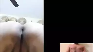 Today Exclusive- Sexy Tamil Bhabhi Showing Nude Body To Lover On Video Call