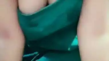 Sexy Deepika Bhabhi Showing her Boobs And Pink Pussy With Clear Hindi Audio