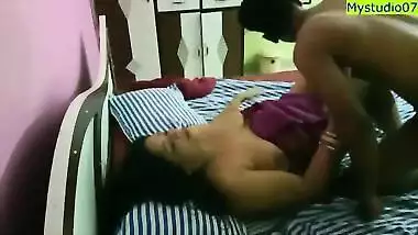 Indian Hot xxx bhabhi having sex with small penis boy! She is not happy!