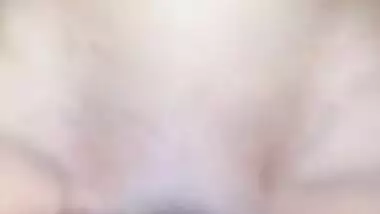 MMS video of cameraman fucking Desi girlfriend's shaved XXX hole