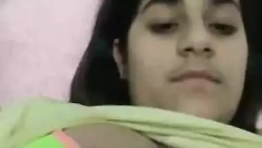 Solo XXX video would be more interesting if Indian girl had sex