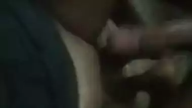 Boy makes Desi MILF happy and satisfied in XXX way in the MMS video