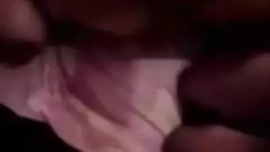 Horny sindhi milf bhabhi talking on phone while fucking lover