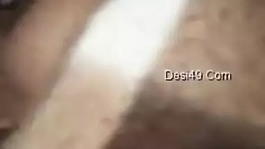 Desi girl exposes her erogenous XXX zones under the blanket in sex video