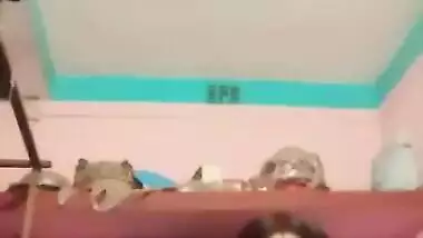 Sexy Desi Boudi Showing Her Big Boobs and Pussy