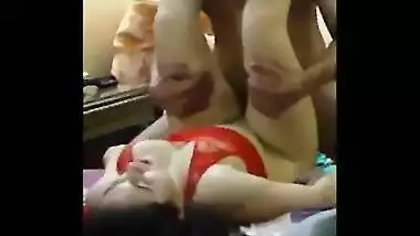 Pune mai office ki chori aur boss ke fuck ka mms scandal