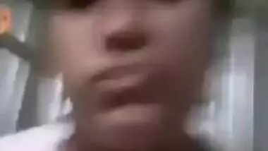 Today Exclusive- Horny Desi Girl Showing Hr Boobs And Fingering On Video Call Part 3