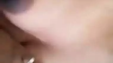 Indian Hot Tamil engineering student gets her boobs pressed by boyfriend scandal video - Wowmoyback