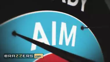 Brazzers - Sarah Jessie Tries To Sabotage Zac Wild's Shot By Putting His Dick Deep In Her Cute Ass