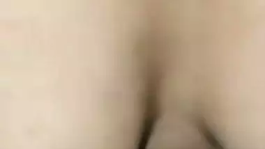 An 18-year-old girl tries a big dick in the Telugu sex video