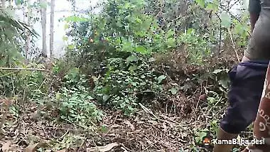 Desi couple records outdoor sex MMS in the Nepali sex video