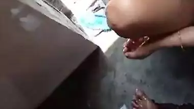 Big boobs wife captured while bathing and asking bj for live show