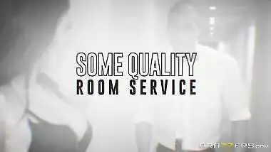 Stephanie West has sex with hotel worker because she is angry at hubby