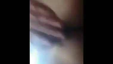 Indian mms of a college girl stripping and seducing her boyfriend on livecam