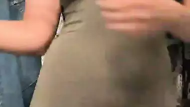 SEXY CURVY FIGURE BABE STRIPTEASE YUMMY