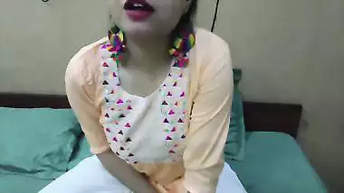 Indian stepmom fucking stepson 2025 young step mom with hindi audio new porn video