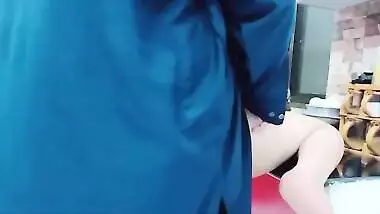 Pakistani Wife Anal Hole Fucked In The Kitchen While She Is Working With Clear Audio