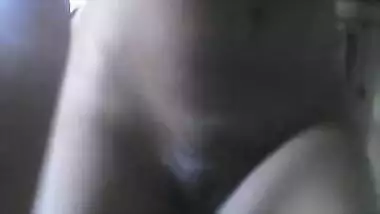 Horny mauritian girl...