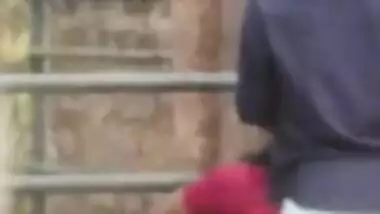 Dehati sex video of south Indian lovers captured outdoor by a peeping on mms xxx