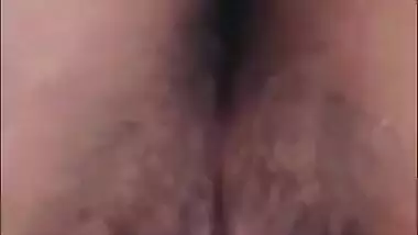 Desi indian girlfriend records herself playing with titties and pussy for bf