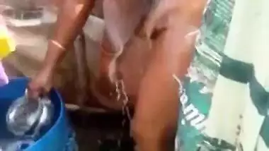 Desi housewife is proud of her XXX boobs when taking a sex shower