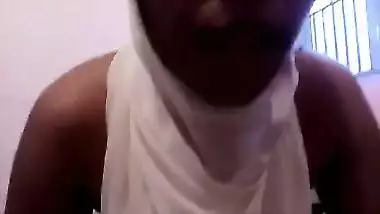 Insatiable Desi whore knows how to satisfy penis in the porn video