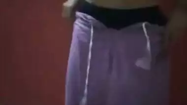 Skinny Desi teen takes off sari to show her small XXX tits and not only