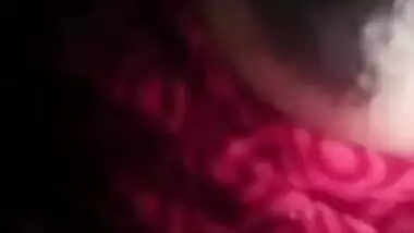 Today Exclusive-desi Mature Aunty Showing Her Boobs On Video Call Part 1