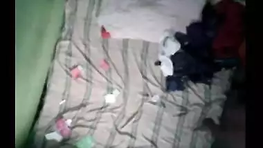 Desi sex of Pune 1st year college girl first time sex with lover