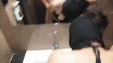 Hot XXX fucking of fatty man and his slender Desi wife in nightgown