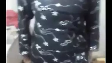 Desi sex vids of an amateur girl letting her uncle have a fun her hawt figure