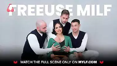 MomSwap - Hot Dudes Practiced Their Upcoming Romantic Play Kissing Scene With Hot Milfs