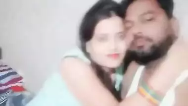 Pleasant Desi woman and the husband are going to act in XXX video