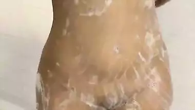 Pakistani Sexy Princess Showing Her Boobs And Pussy 5 Videos Part 5